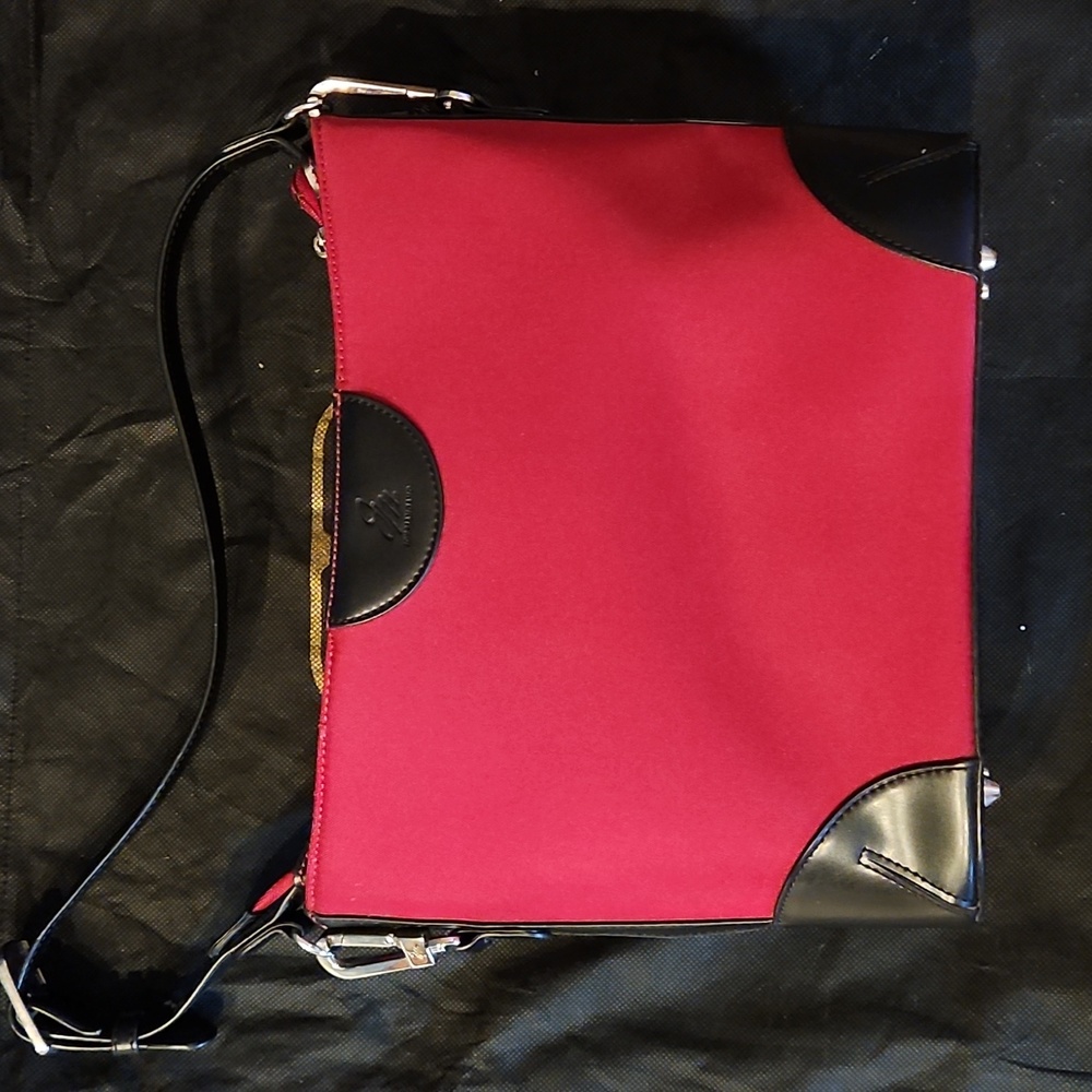 USED IMAN expandable bag